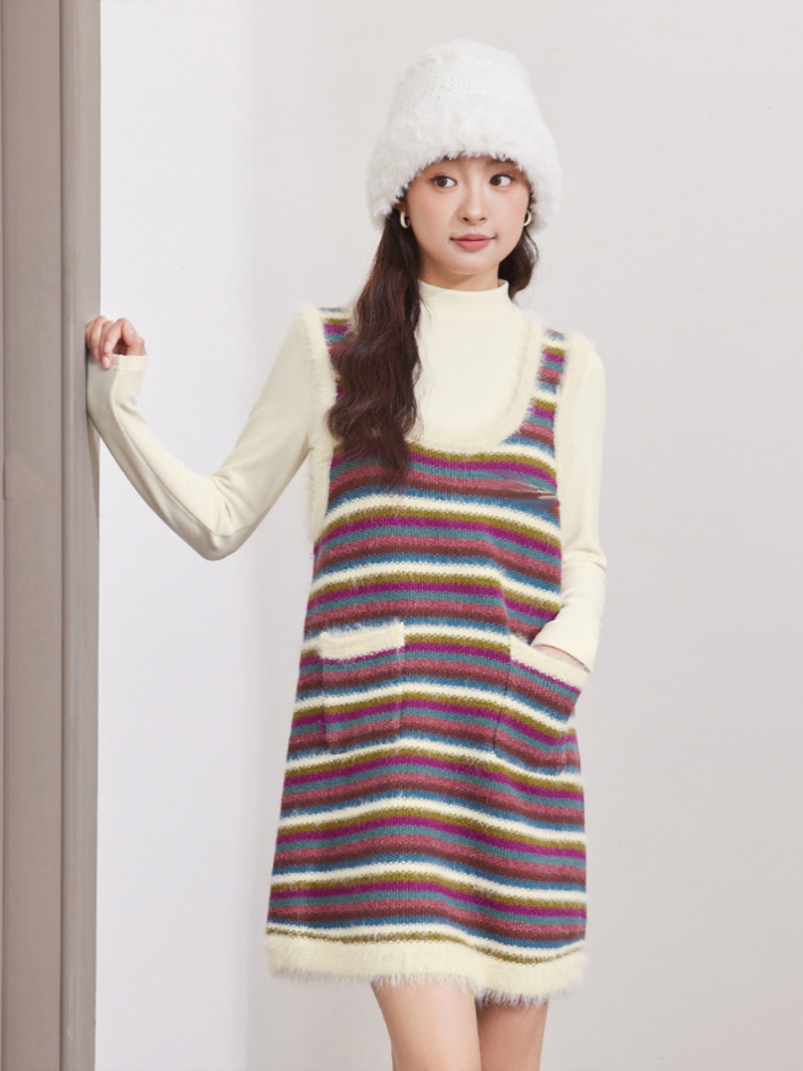 Fashionable Knitted Dress Set  - Korean Tea Set 评论和价格